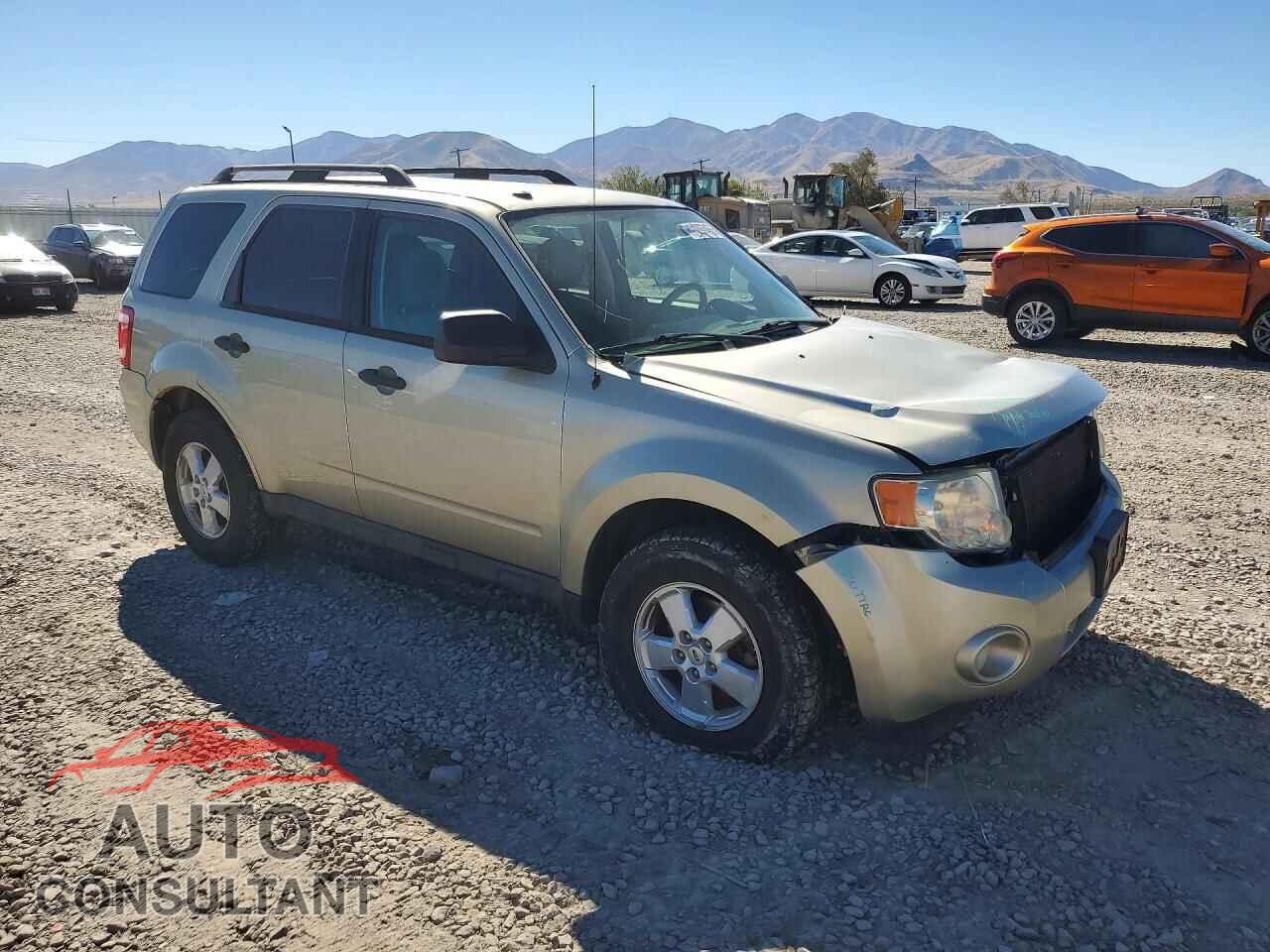 FORD ESCAPE 2010 - 1FMCU9D74AKB94918