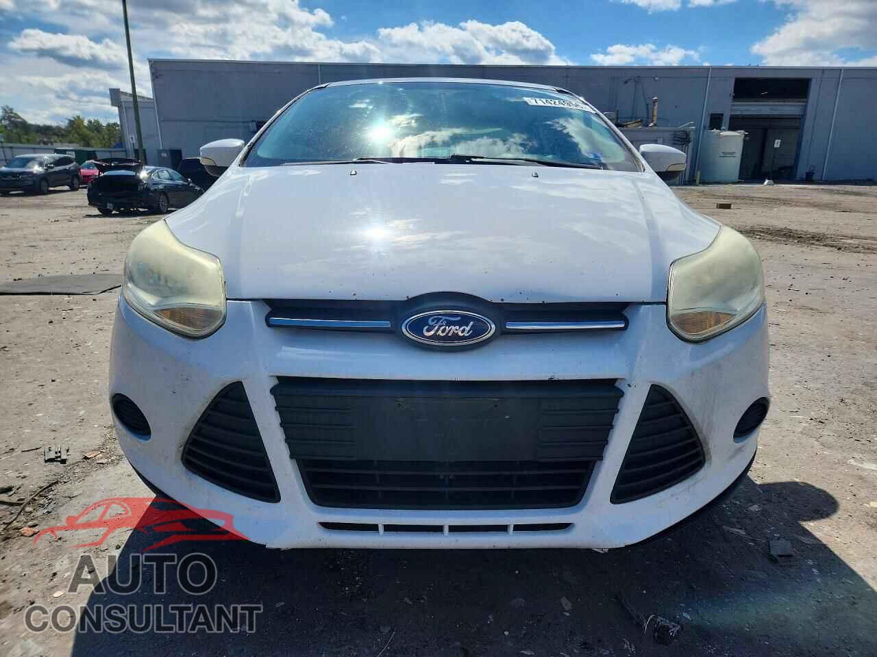 FORD FOCUS 2014 - 1FADP3F20EL447060