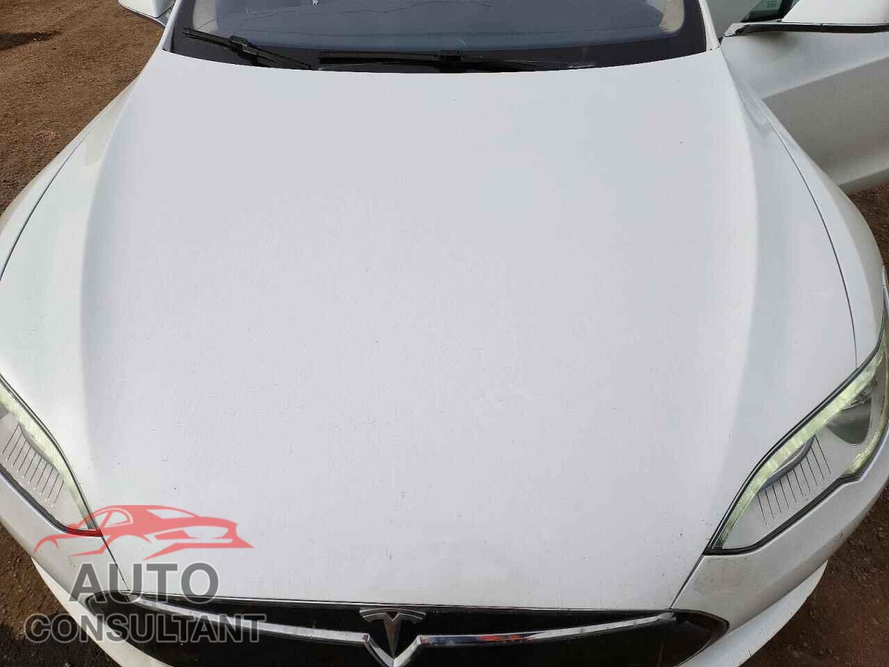TESLA MODEL S 2015 - 5YJSA1V2XFF097885