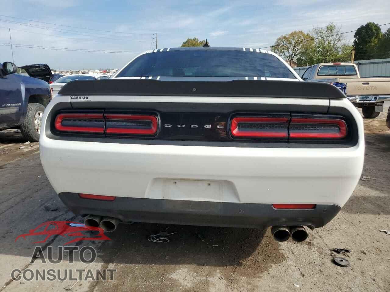 DODGE CHALLENGER 2018 - 2C3CDZFJ5JH327825