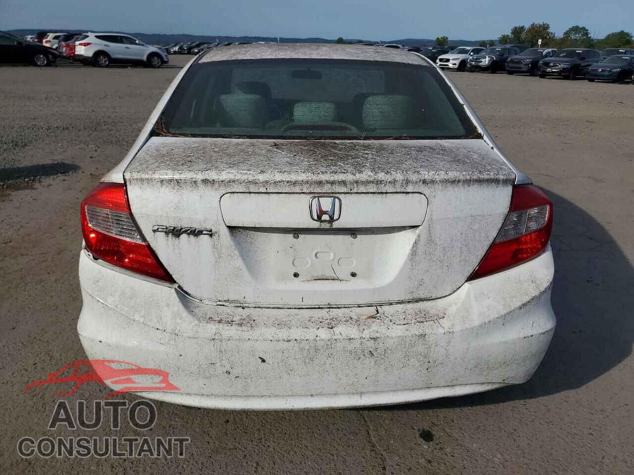 HONDA CIVIC 2012 - 2HGFB2F86CH327310