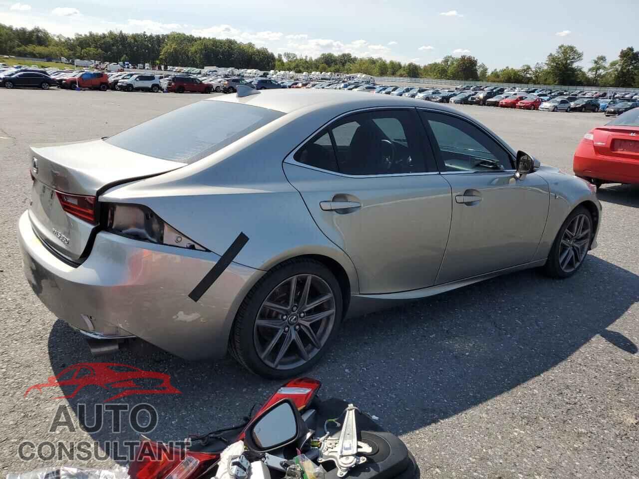 LEXUS IS 2015 - JTHCE1D27F5007554