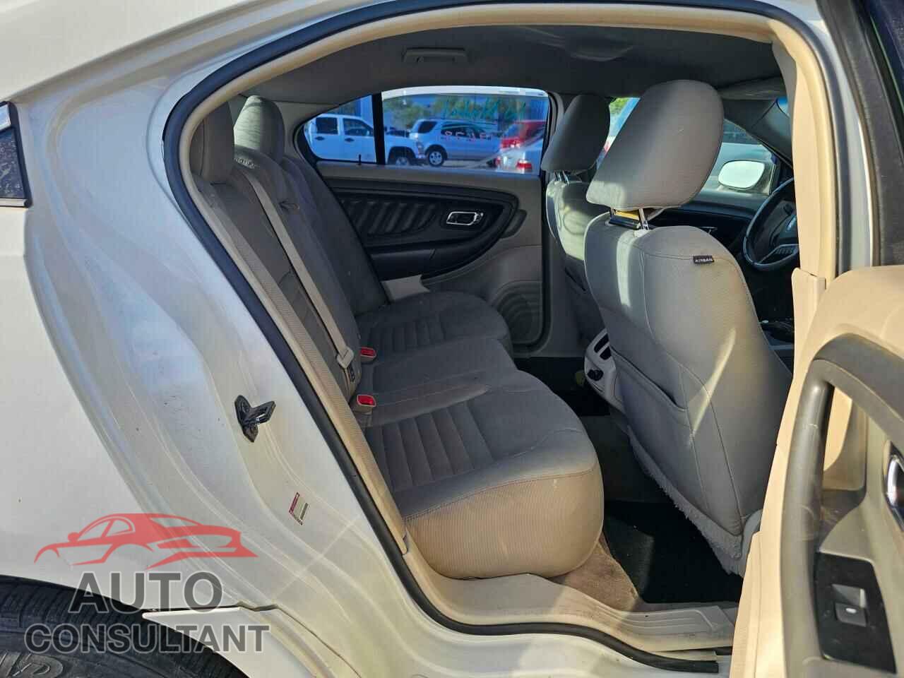 FORD TAURUS 2010 - 1FAHP2DW7AG127593