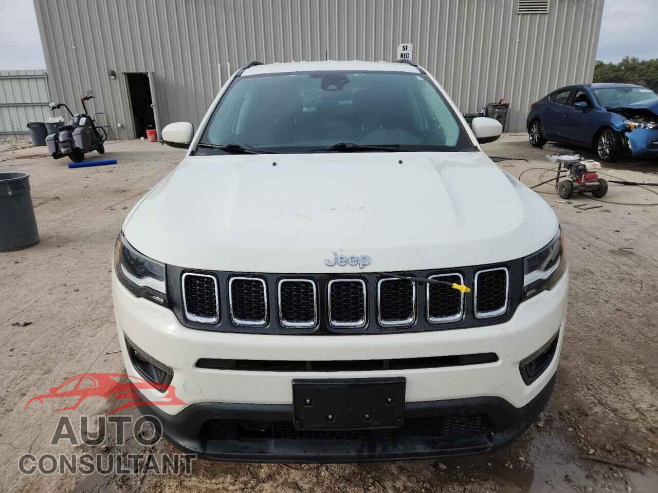 JEEP COMPASS 2018 - 3C4NJDBB9JT331317