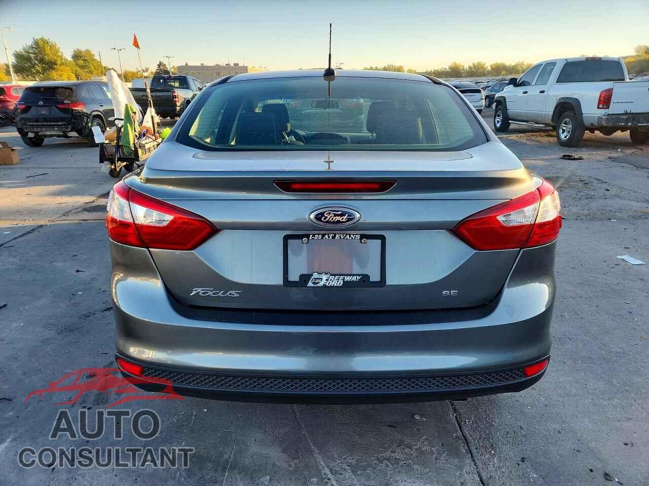 FORD FOCUS 2012 - 1FAHP3F27CL222102