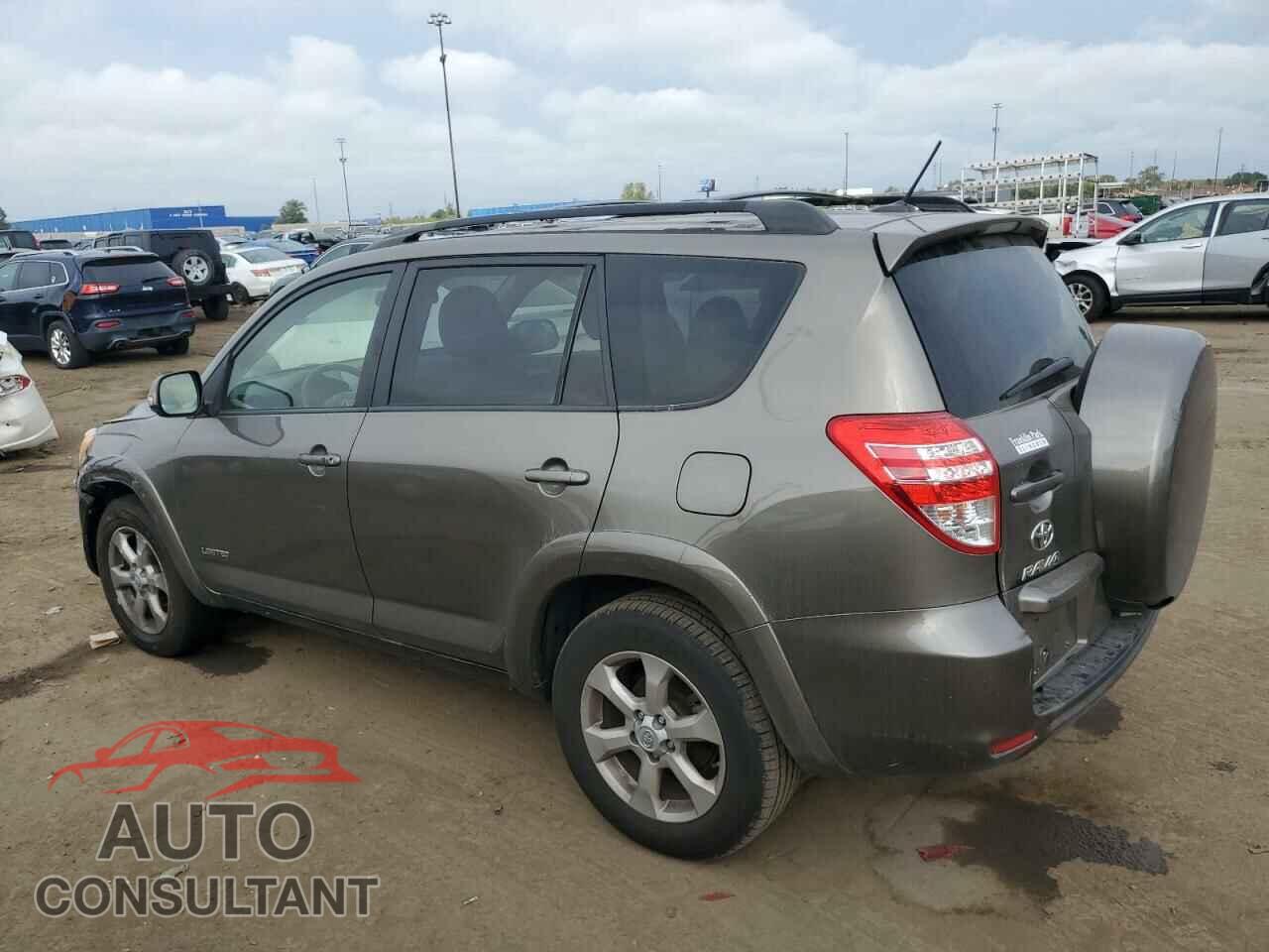 TOYOTA RAV4 2012 - JTMDF4DV8C5054053