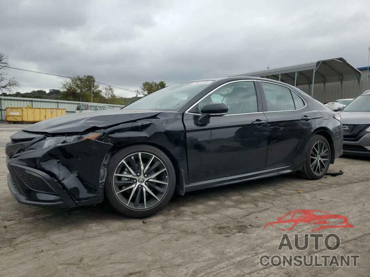 TOYOTA CAMRY 2023 - 4T1G11AKXPU744608