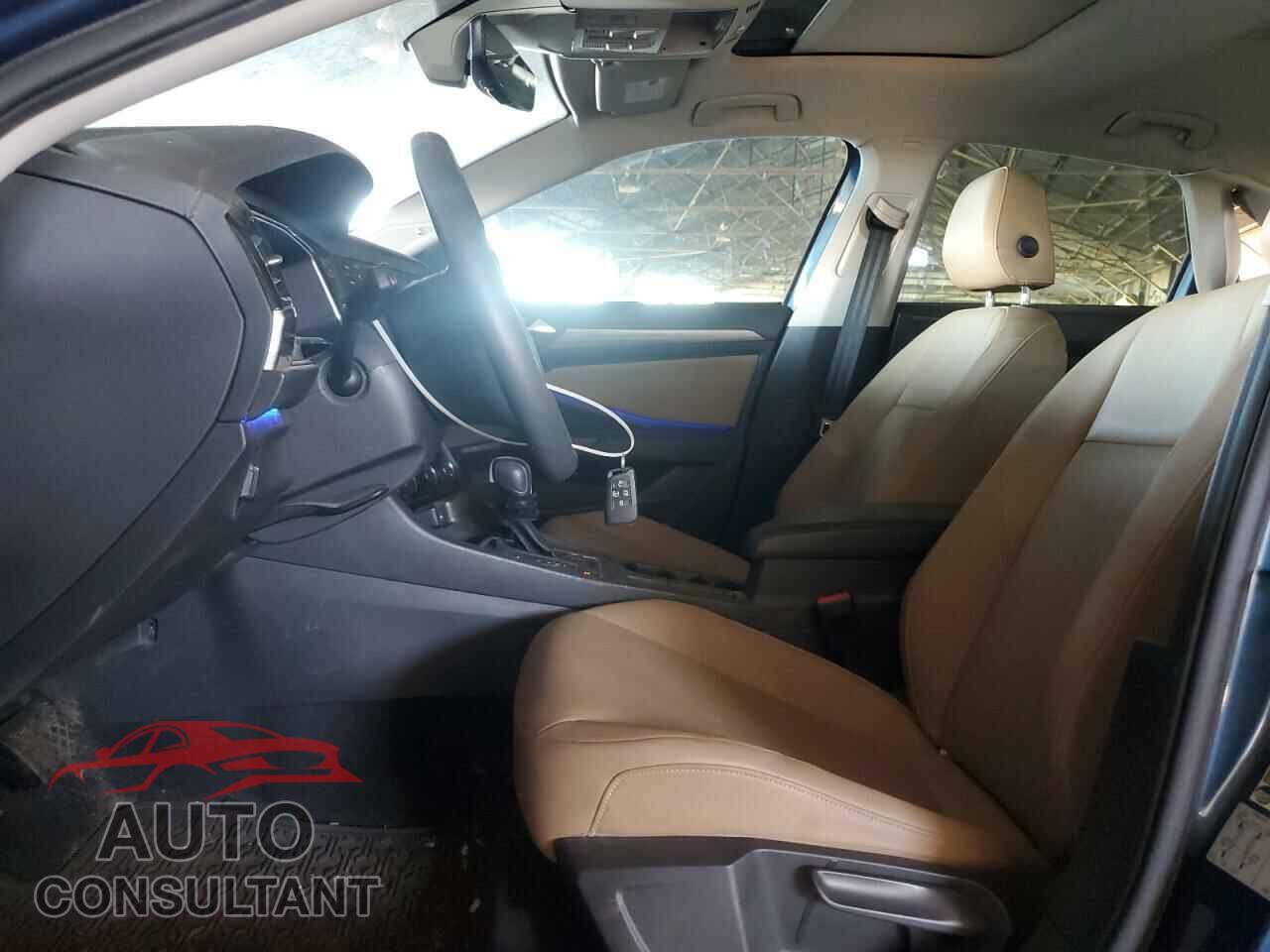 VOLKSWAGEN JETTA 2020 - 3VWEB7BU3LM027930