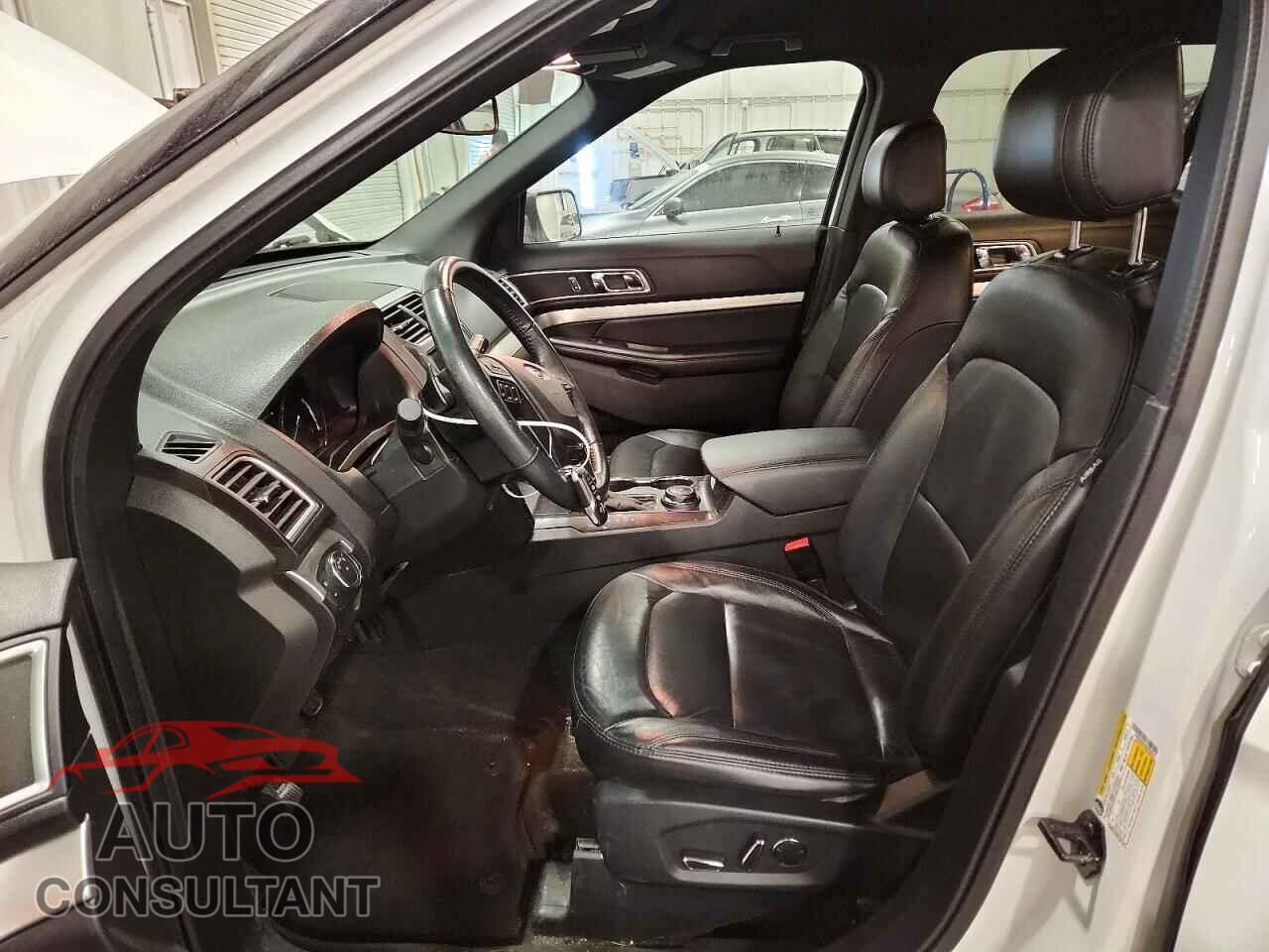 FORD EXPLORER 2017 - 1FM5K8D84HGE26531