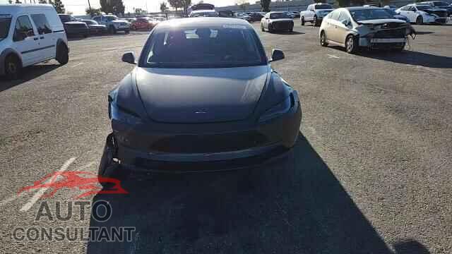 TESLA MODEL 3 2025 - 5YJ3E1EA3SF038252