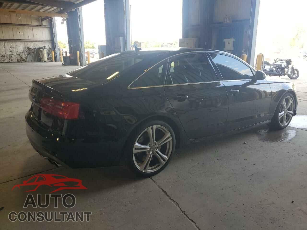 AUDI S6/RS6 2013 - WAUF2AFC4DN154826