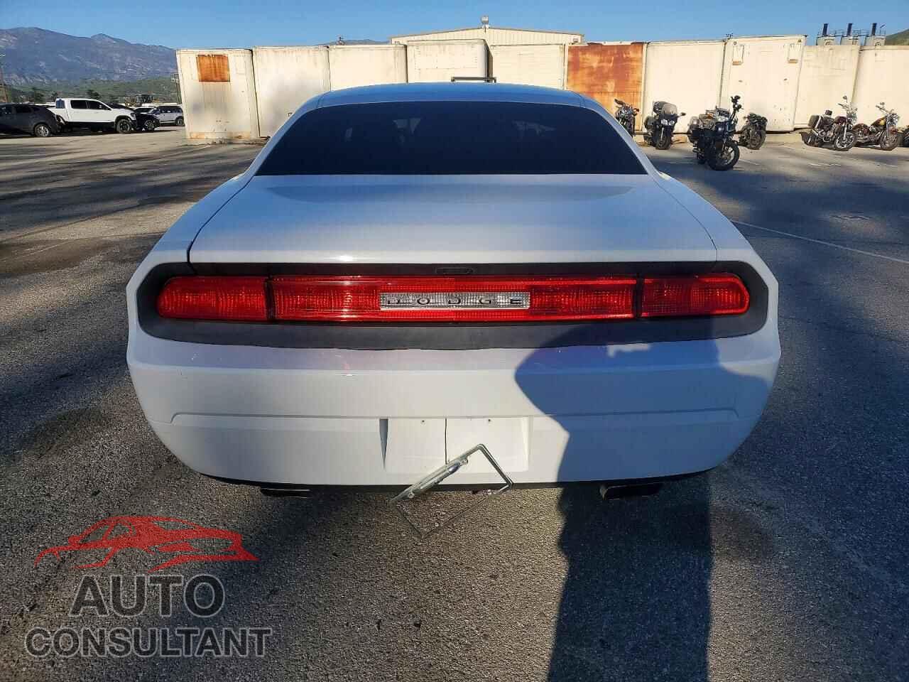 DODGE CHALLENGER 2014 - 2C3CDYAG2EH214751