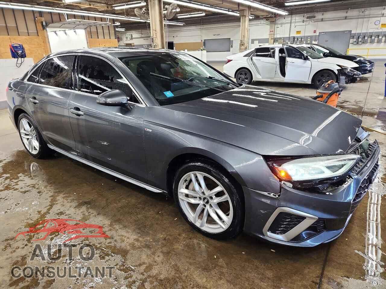 AUDI A4 2021 - WAUDAAF47MA028812