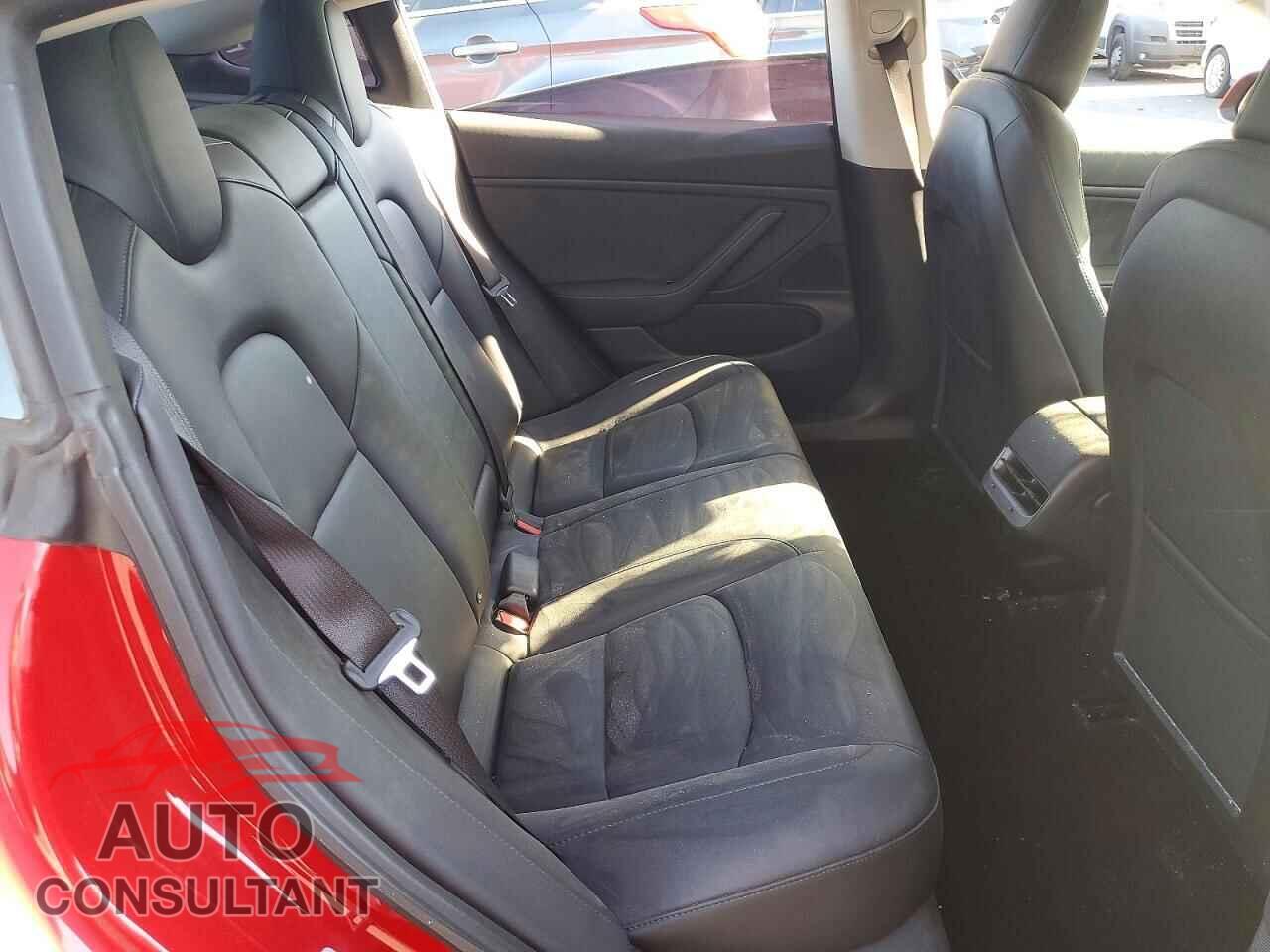 TESLA MODEL 3 2018 - 5YJ3E1EB5JF083619