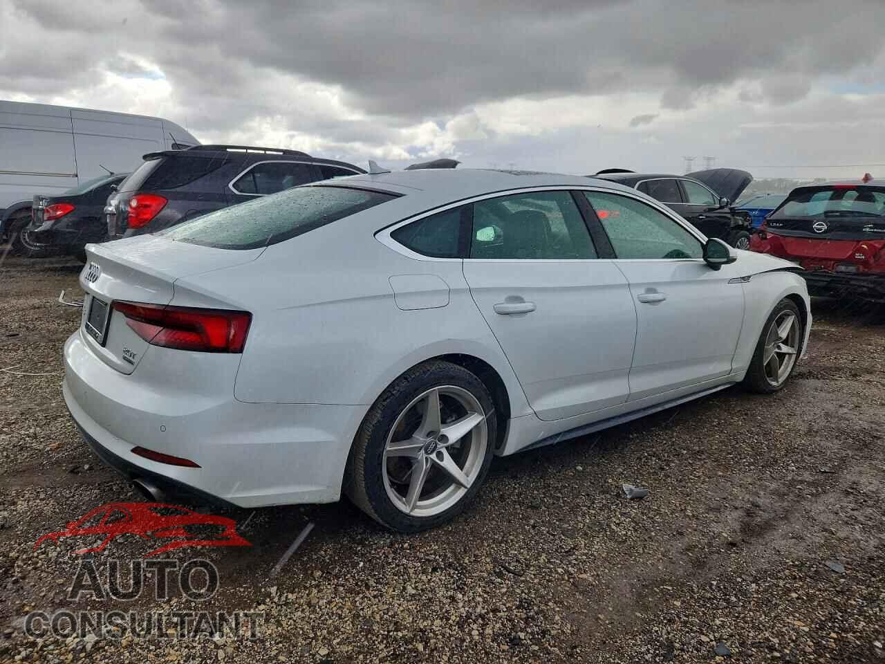 AUDI A5 2018 - WAUENCF53JA052727