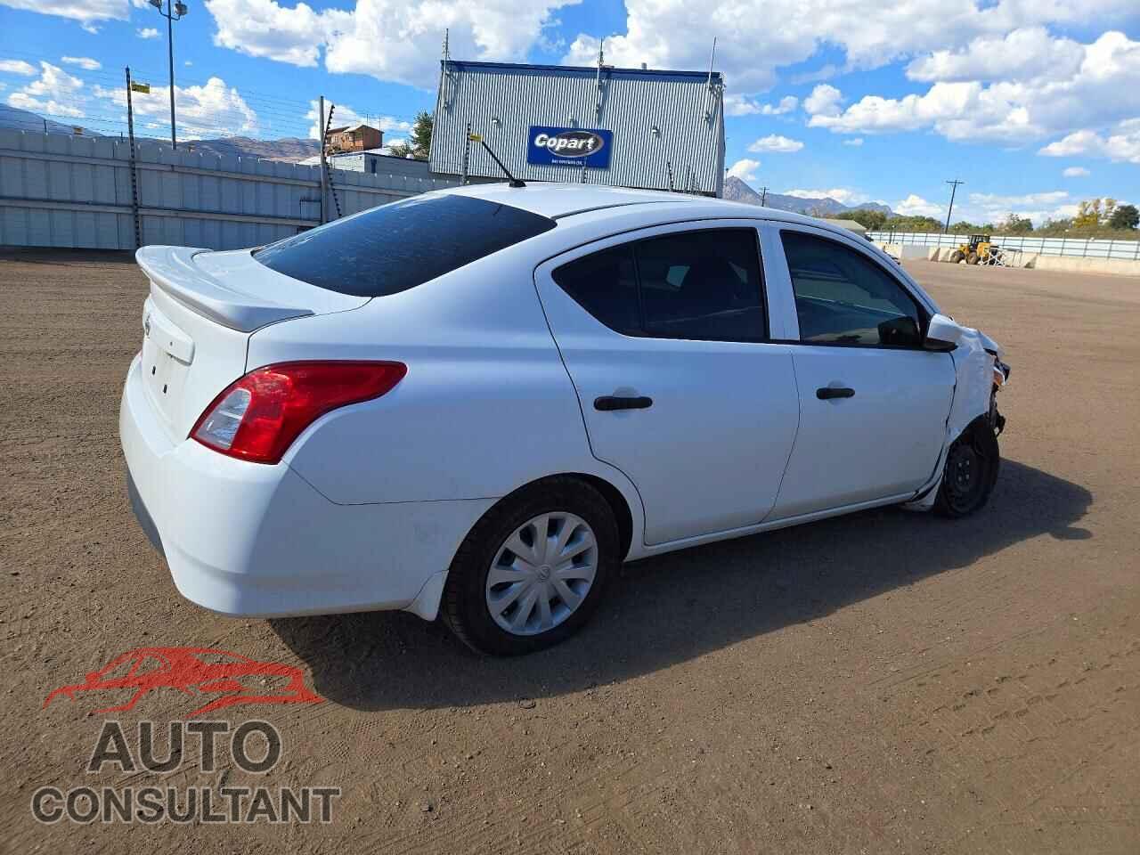 NISSAN VERSA 2017 - 3N1CN7AP3HL857028