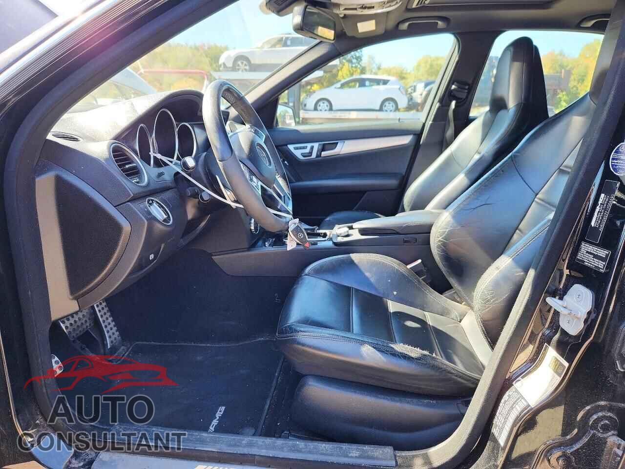 MERCEDES-BENZ C-CLASS 2013 - WDDGF7HB6DA744302