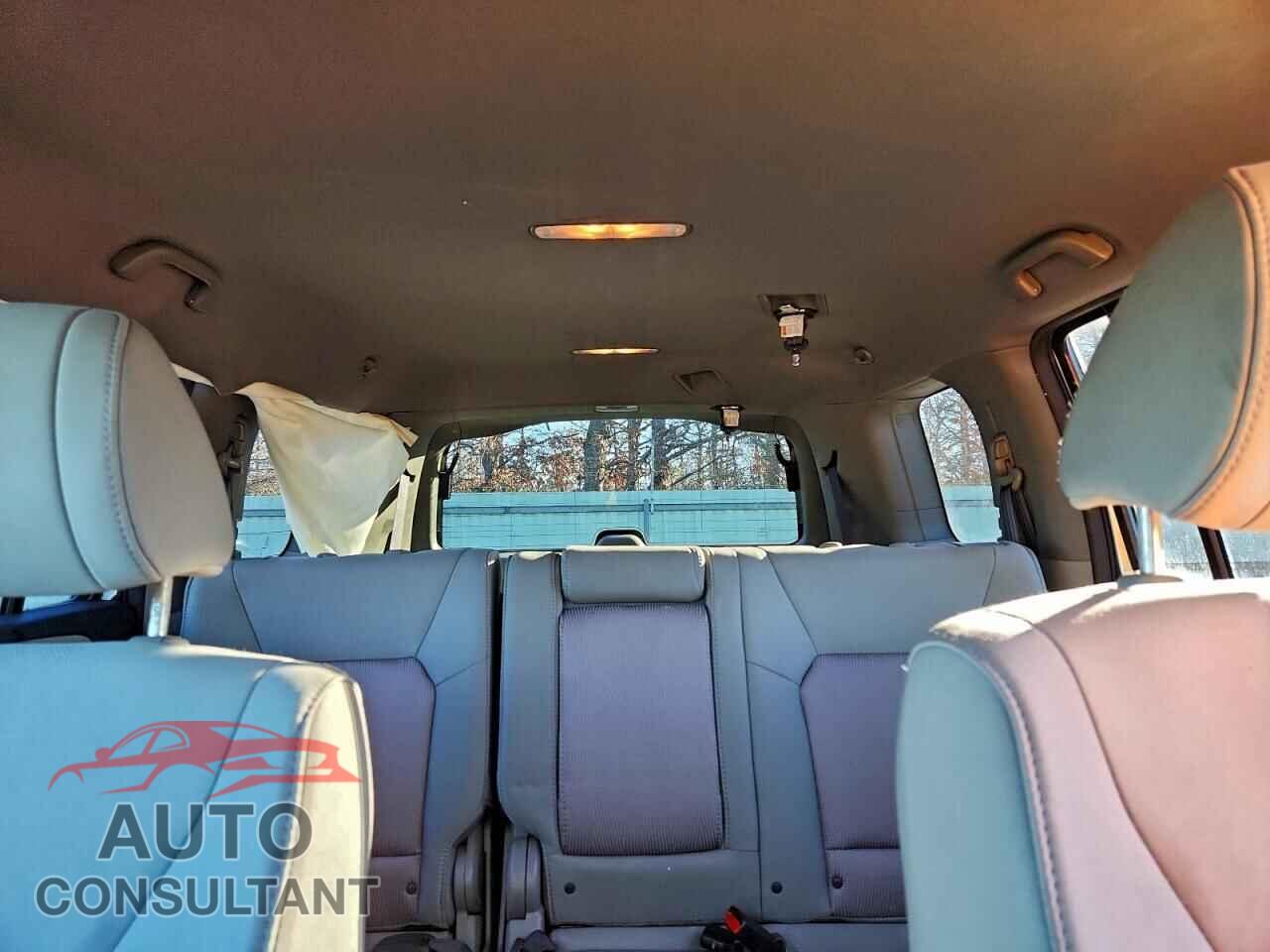 HONDA PILOT 2013 - 5FNYF4H43DB059051
