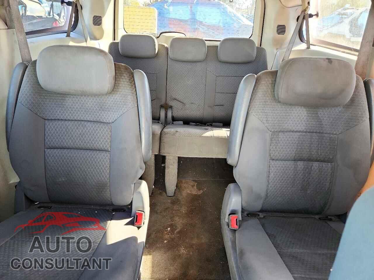 DODGE CARAVAN 2010 - 2D4RN4DE1AR335395