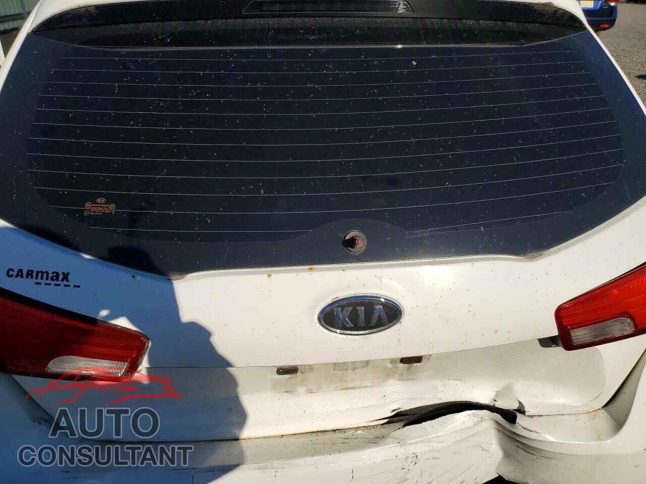 KIA FORTE 2011 - KNAFW5A39B5453003