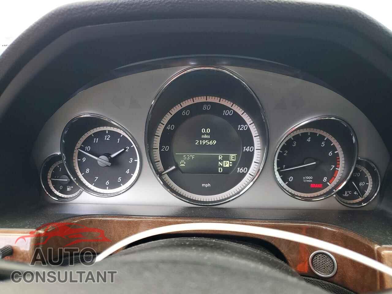 MERCEDES-BENZ E-CLASS 2011 - WDDHF5GB0BA381356