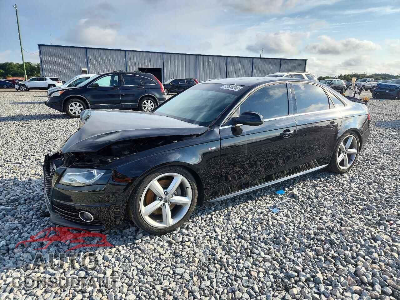 AUDI A4 2012 - WAUFFAFLXCN005940