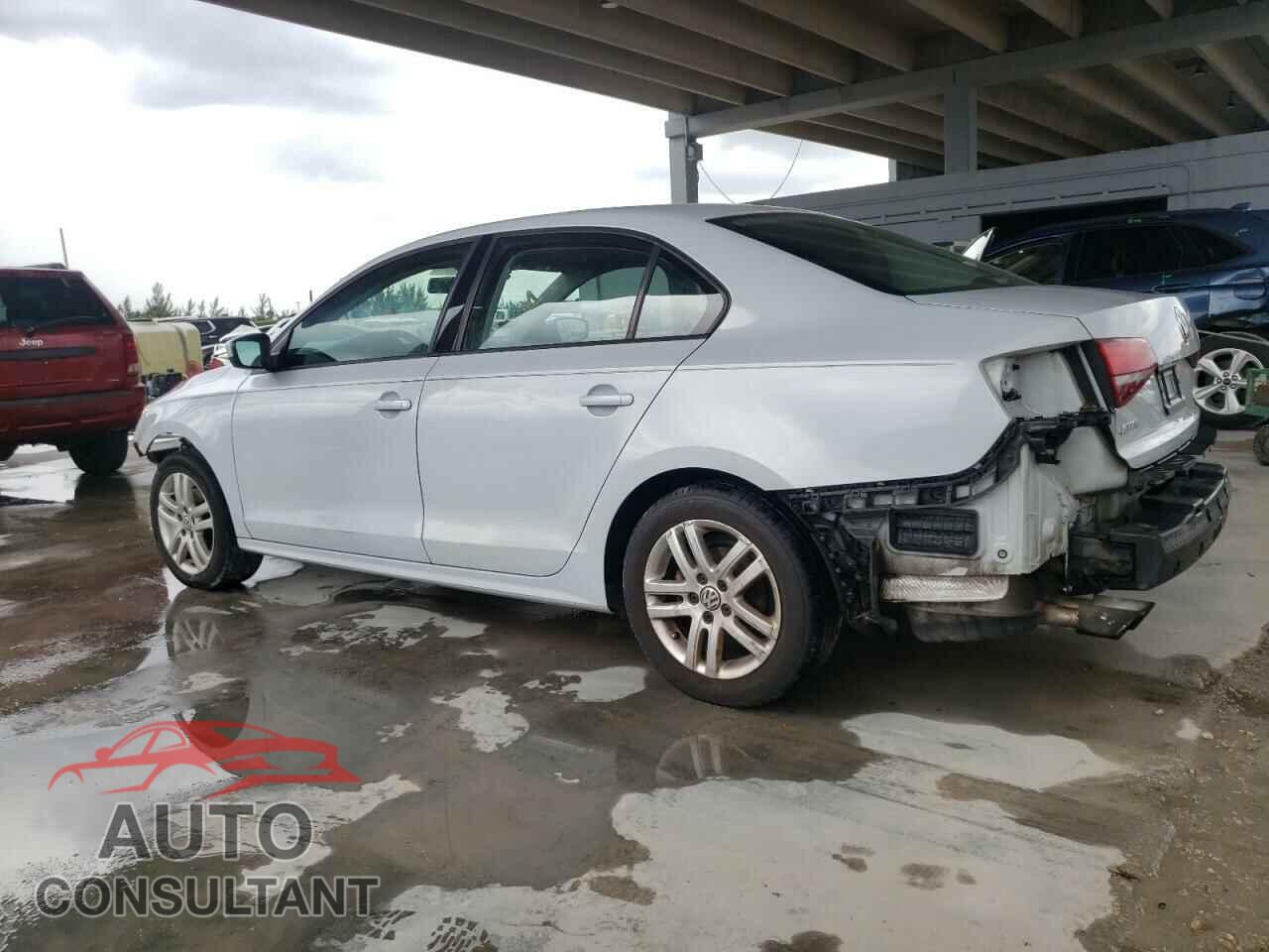 VOLKSWAGEN JETTA 2018 - 3VW2B7AJ2JM212252