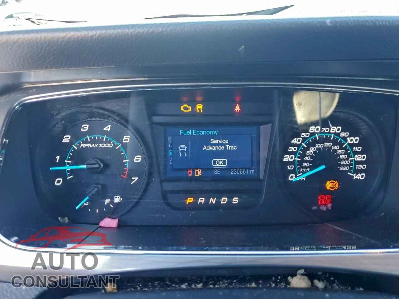 FORD TAURUS 2015 - 1FAHP2H82FG134065