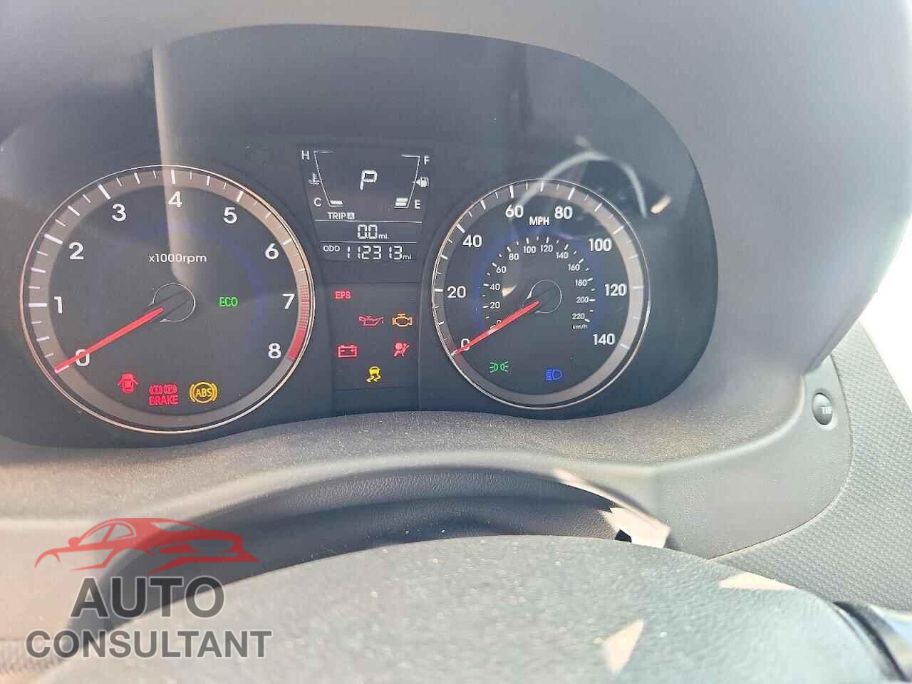 HYUNDAI ACCENT 2013 - KMHCU4AE8DU441663