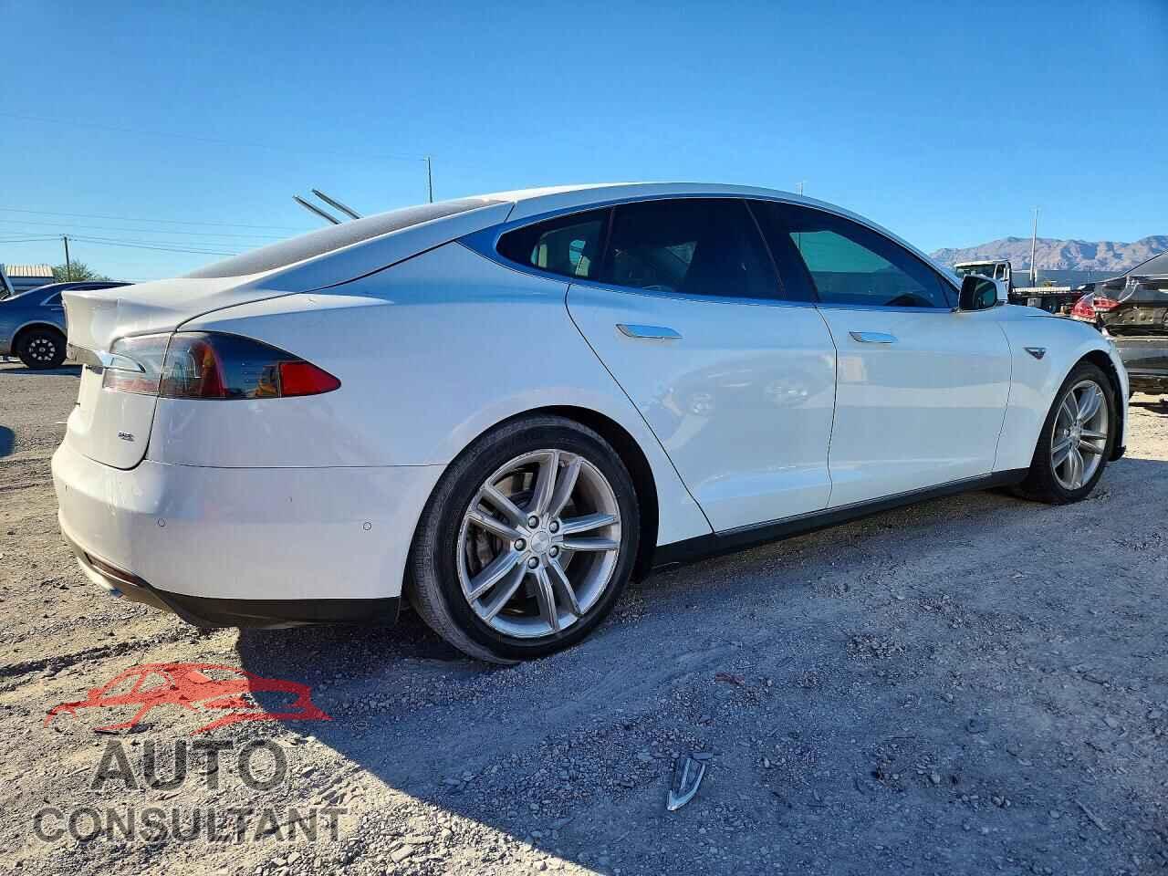 TESLA MODEL S 2014 - 5YJSA1H11EFP68183