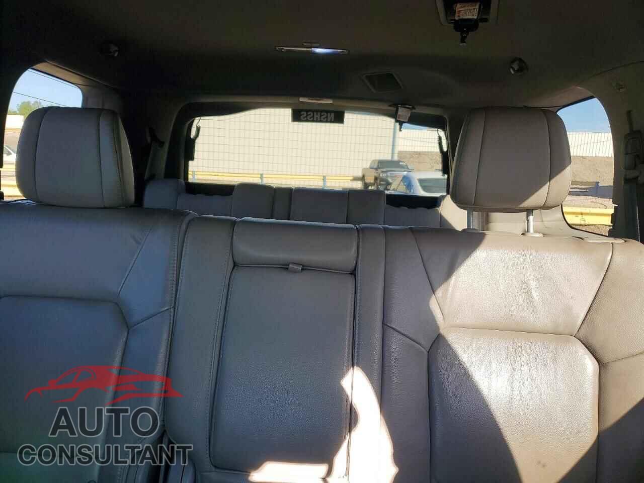 HONDA PILOT 2013 - 5FNYF3H5XDB044324