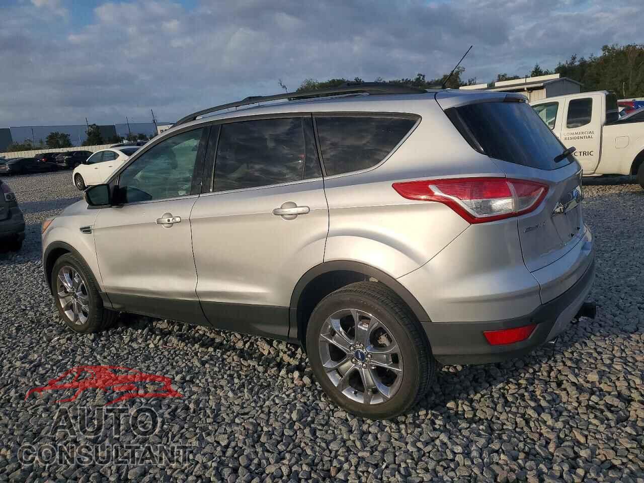 FORD ESCAPE 2013 - 1FMCU9H98DUB37786