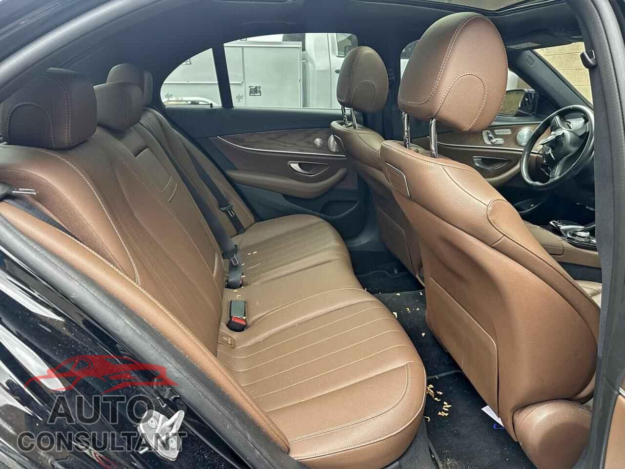 MERCEDES-BENZ E-CLASS 2018 - WDDZF4KB6JA379194