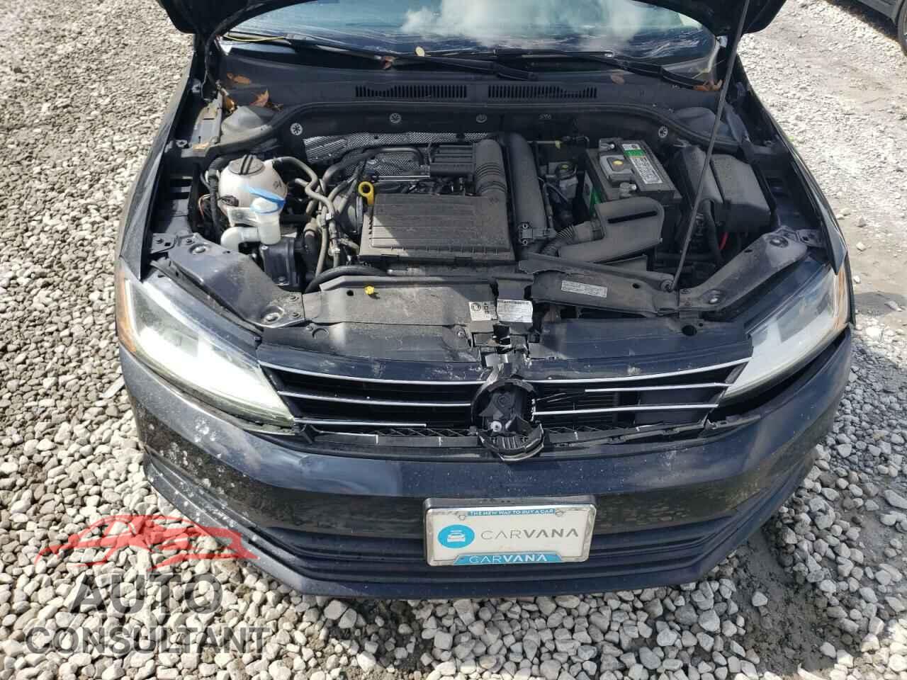 VOLKSWAGEN JETTA 2017 - 3VW2B7AJ9HM309507