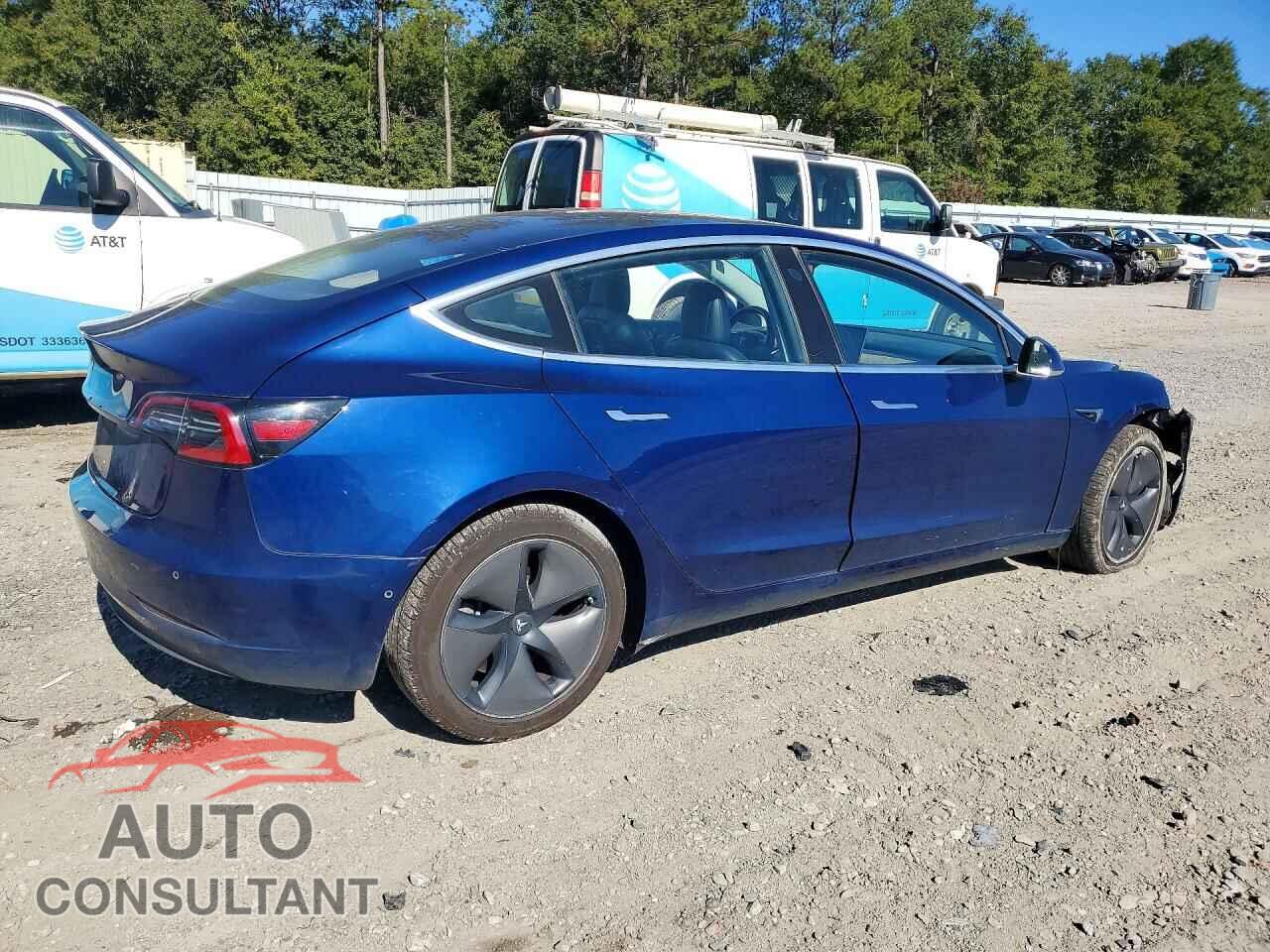 TESLA MODEL 3 2018 - 5YJ3E1EA4JF041143