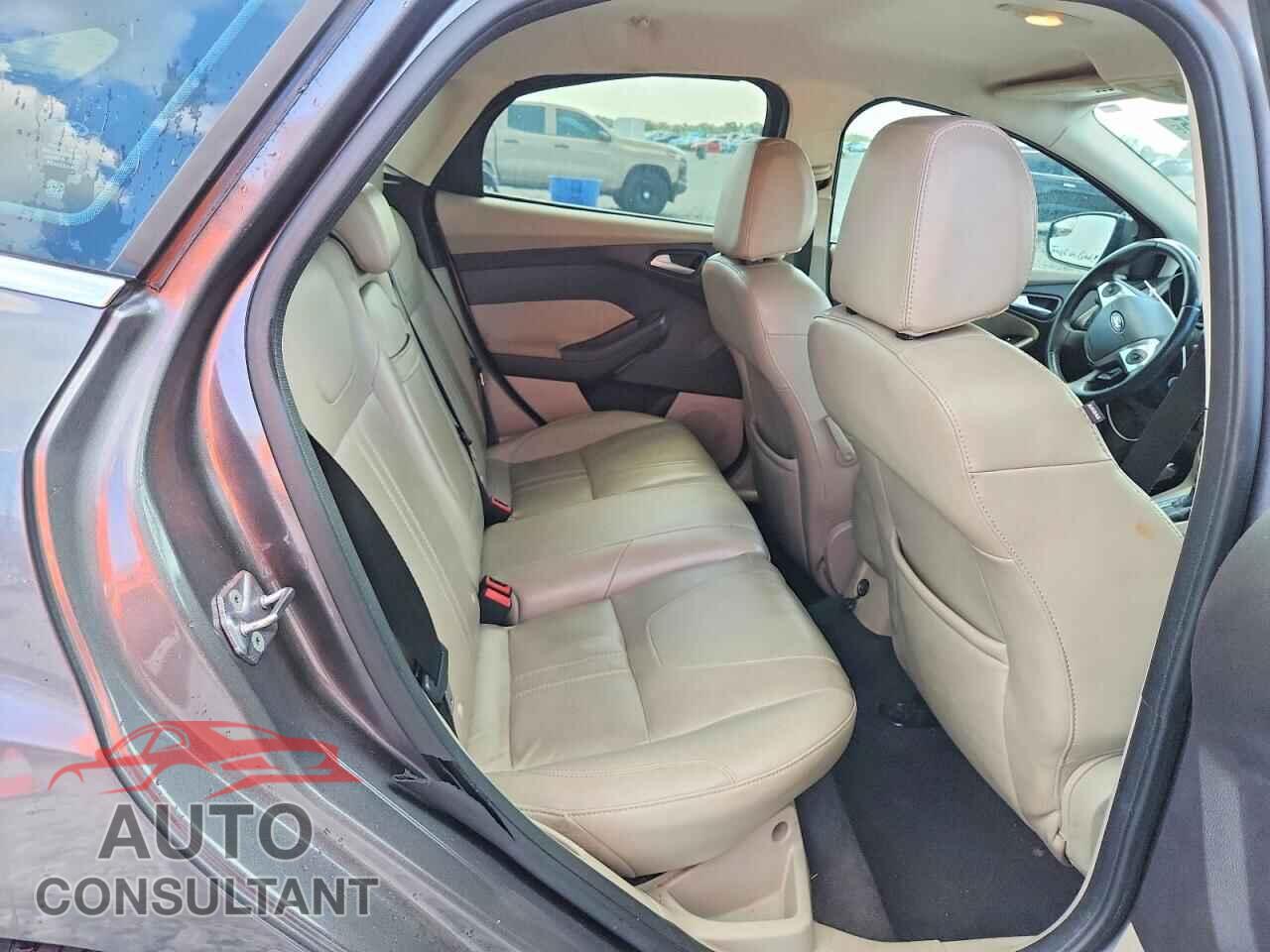 FORD FOCUS 2012 - 1FAHP3M25CL473445