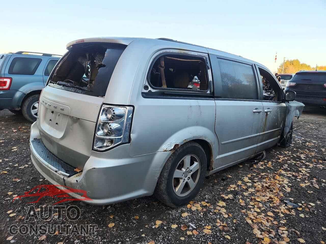 DODGE CARAVAN 2011 - 2D4RN4DG3BR778327