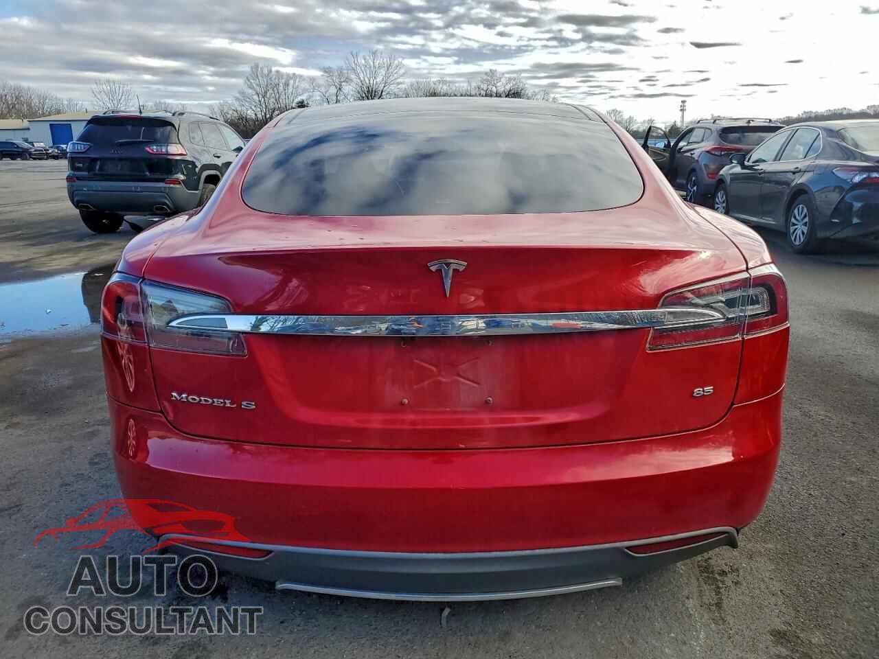 TESLA MODEL S 2013 - 5YJSA1DN6DFP09413