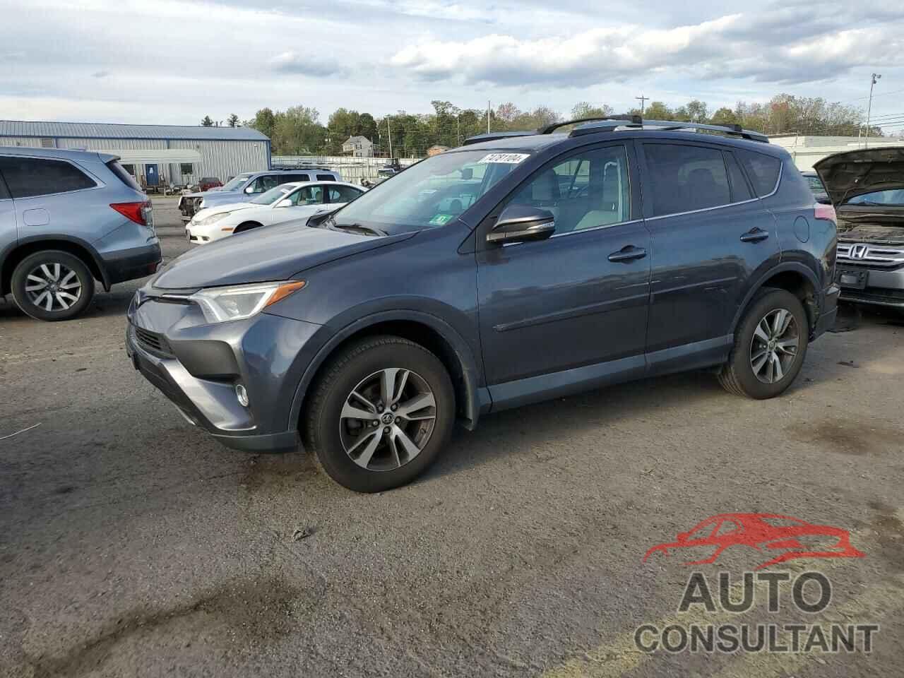 TOYOTA RAV4 2018 - 2T3RFREV1JW747120