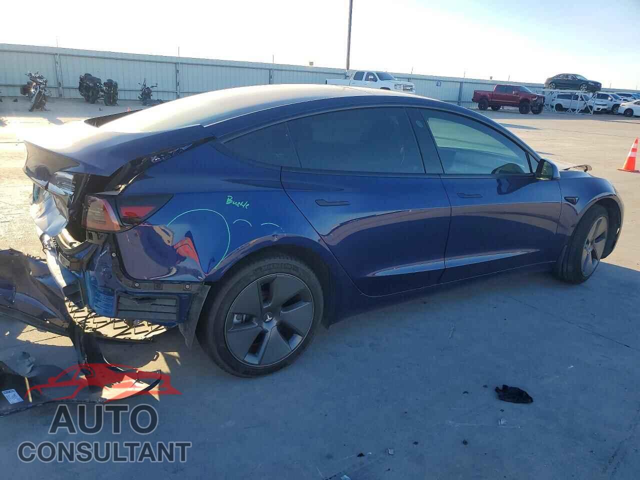 TESLA MODEL 3 2023 - 5YJ3E1EAXPF565003