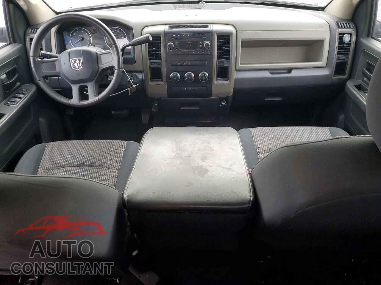 DODGE RAM 1500 2011 - 1D7RB1GP0BS550113