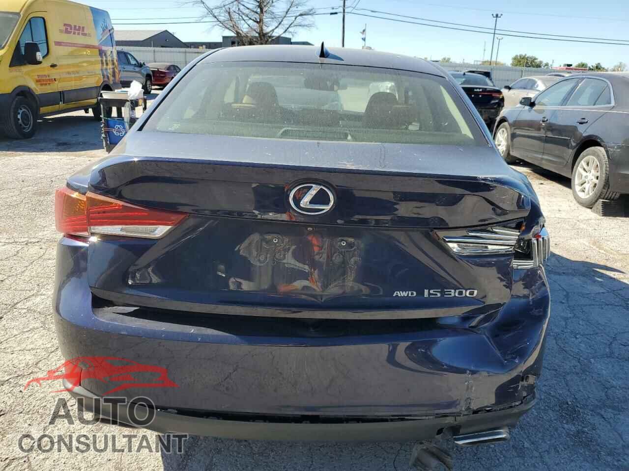LEXUS IS 2018 - JTHC81D21J5033423