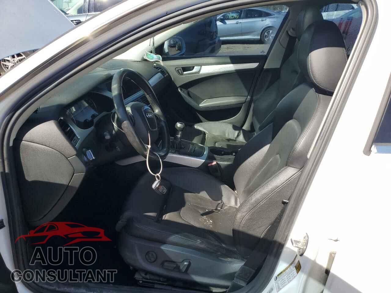 AUDI A4 2012 - WAUHFAFL7CA112573