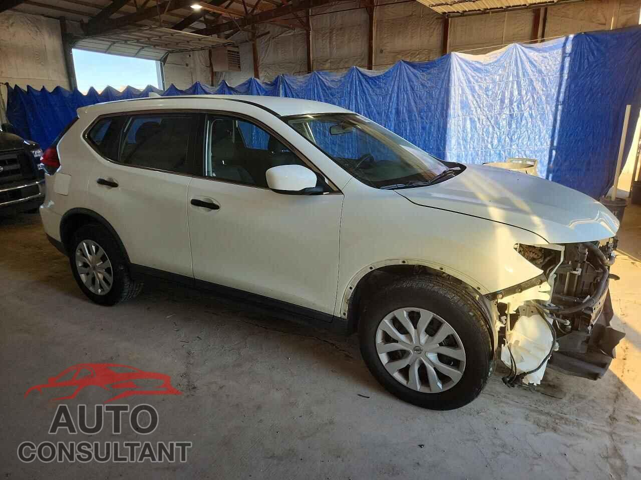 NISSAN ROGUE 2017 - KNMAT2MVXHP602453
