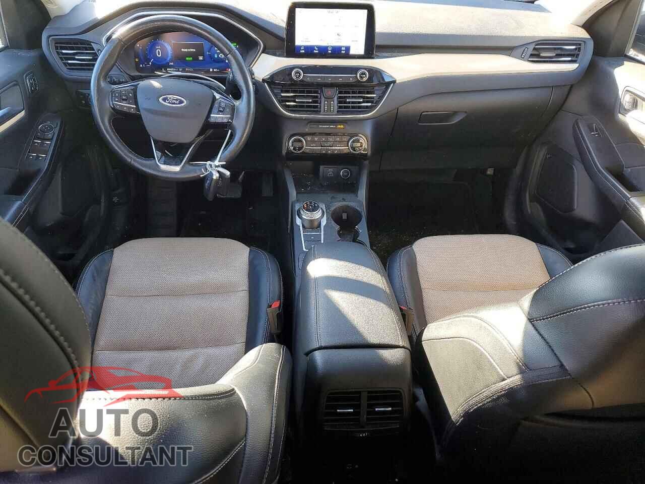 FORD ESCAPE 2021 - 1FMCU9DZ5MUA03033