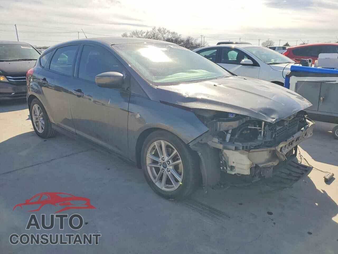 FORD FOCUS 2018 - 1FADP3K28JL216617