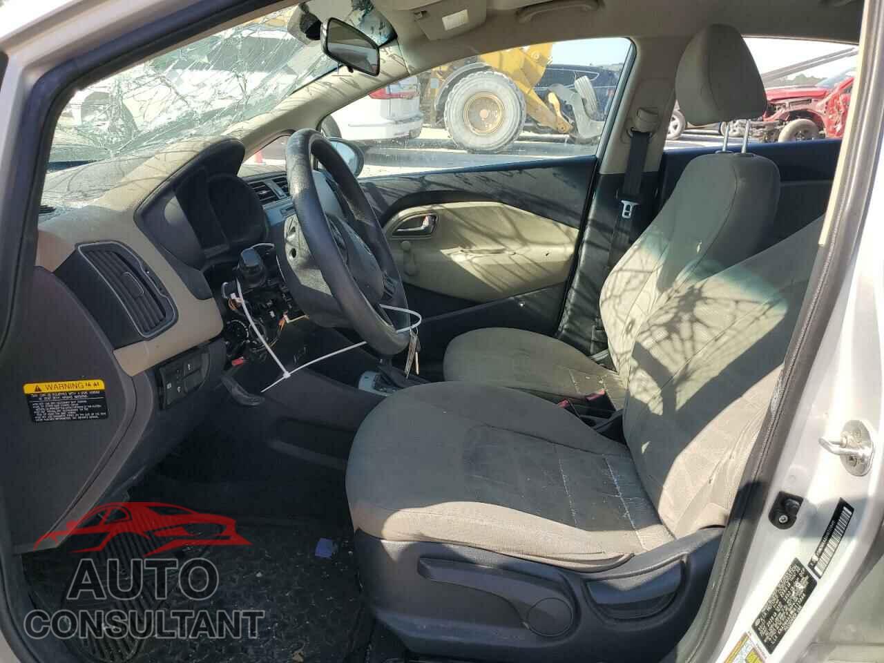 KIA RIO 2017 - KNADM4A3XH6115846