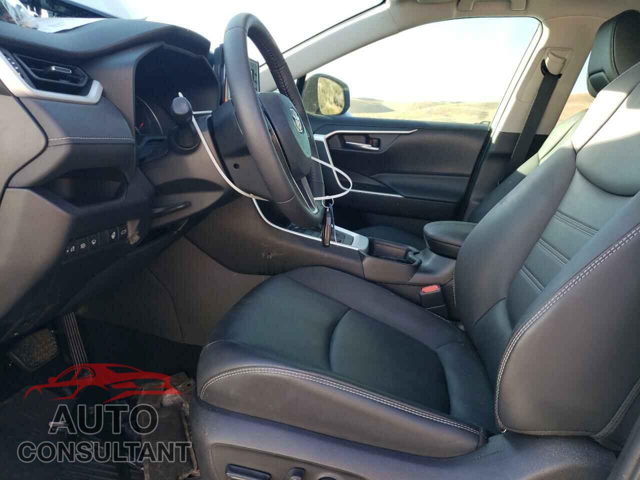 TOYOTA RAV4 2021 - 2T3A1RFV6MW204537