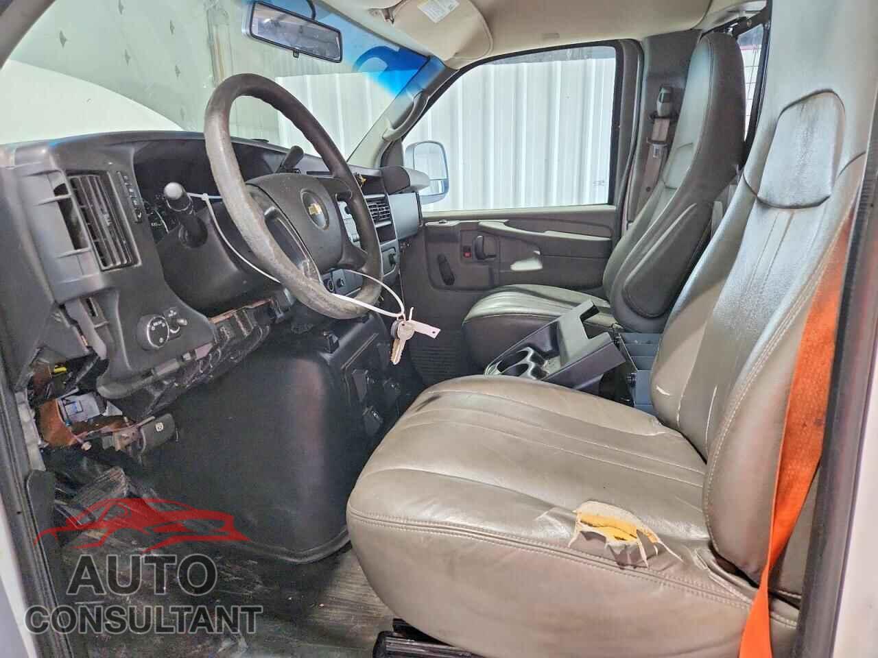CHEVROLET EXPRESS 2014 - 1GCSGAFX4E1155019