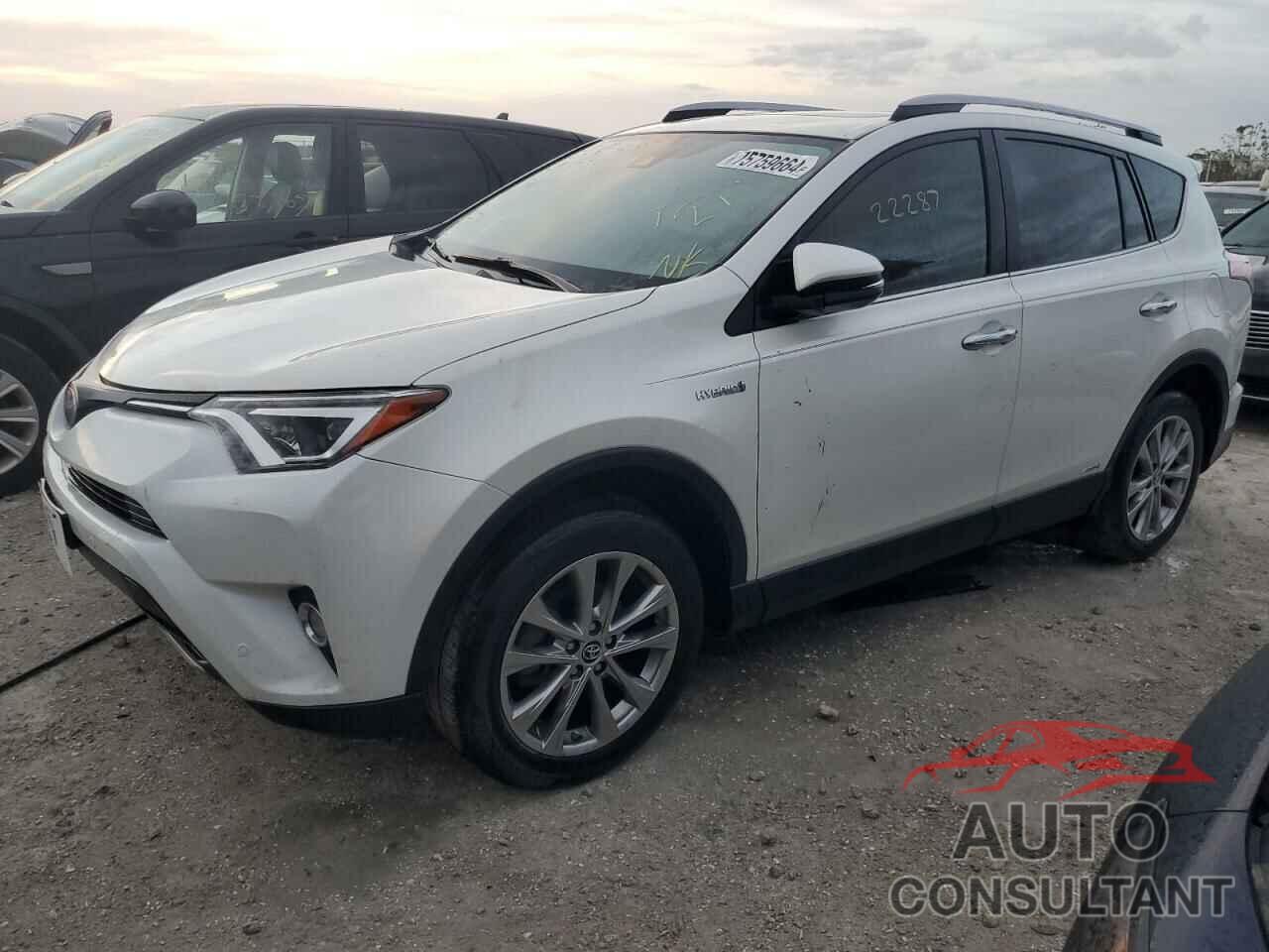 TOYOTA RAV4 2018 - JTMDJREV7JD158000